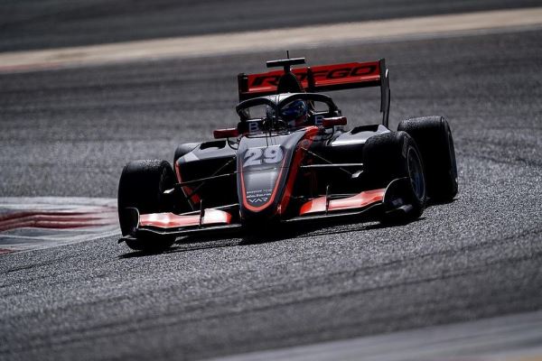 Колапинто выиграл Квалификацию Ф3 в Бахрейне, Смоляр восьмой