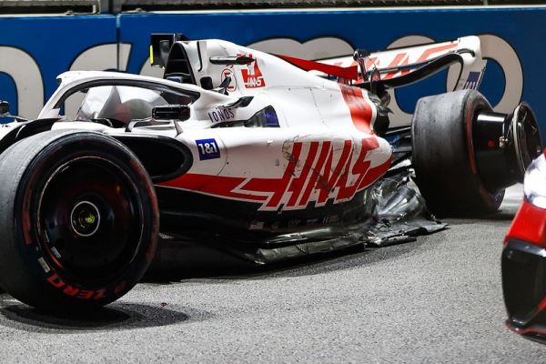 Haas: Шумахер в сознании, отправлен в больницу