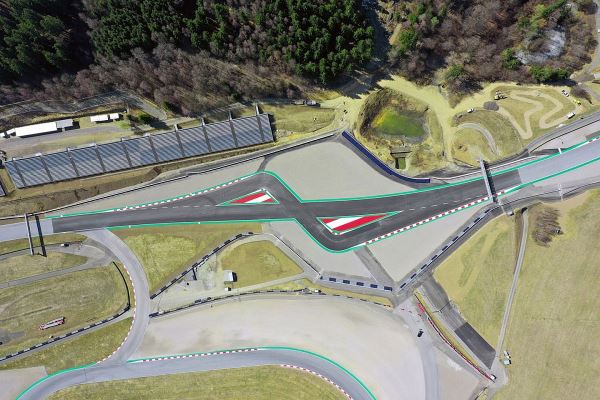 На трассе в Шпильберге построили новые повороты. Но только для MotoGP