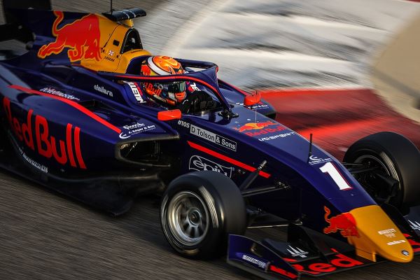 Протеже Red Bull покинул Формулу 3 из-за опасной болезни